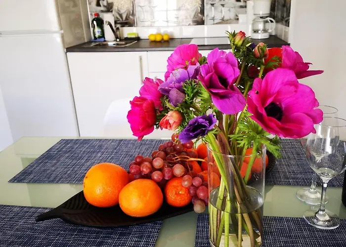 Beachfront Modern And Spacious アパート トレビエハ