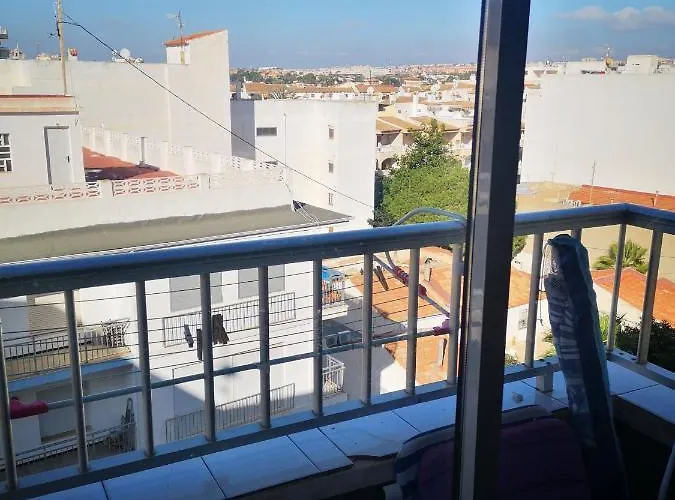 Beachfront Modern And Spacious *