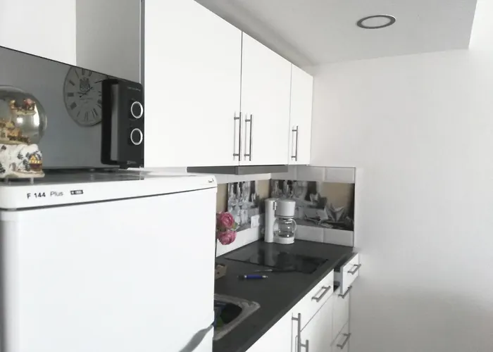 Beachfront Modern And Spacious